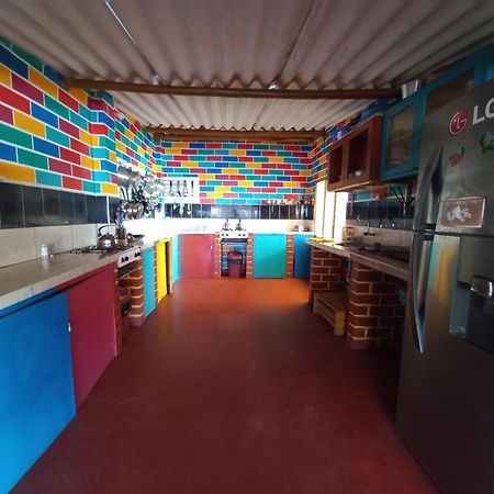 Big Mountain Hostel ワラス エクステリア 写真