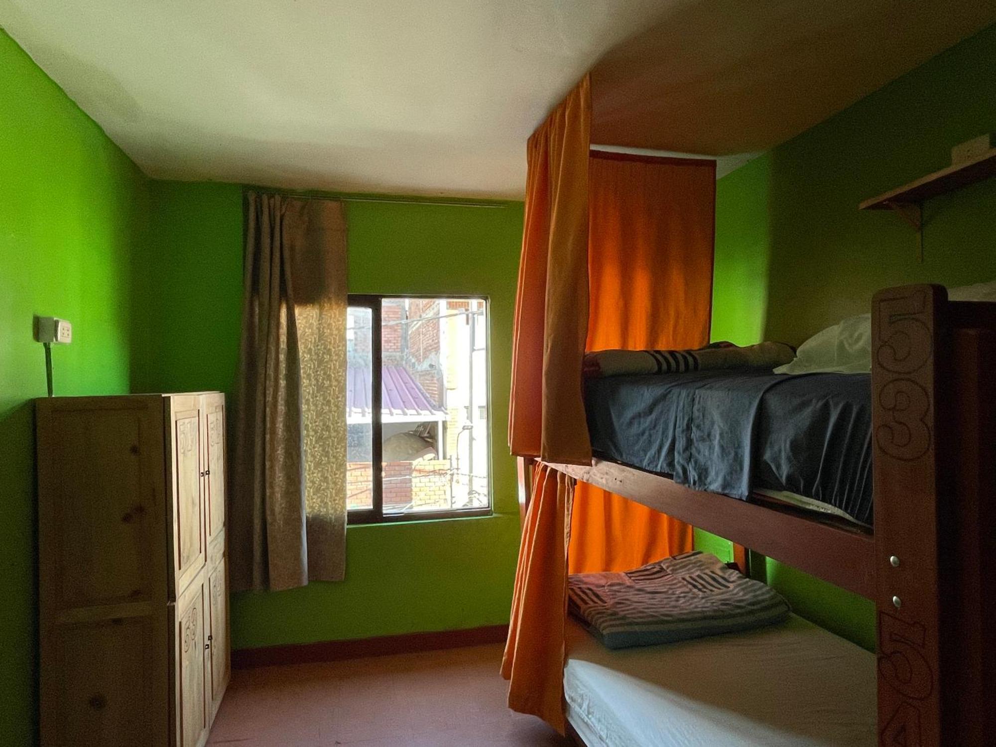 Big Mountain Hostel ワラス エクステリア 写真